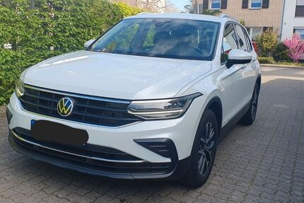 VW Tiguan 94.963 km 20.999 &euro; Rheinbach 53359