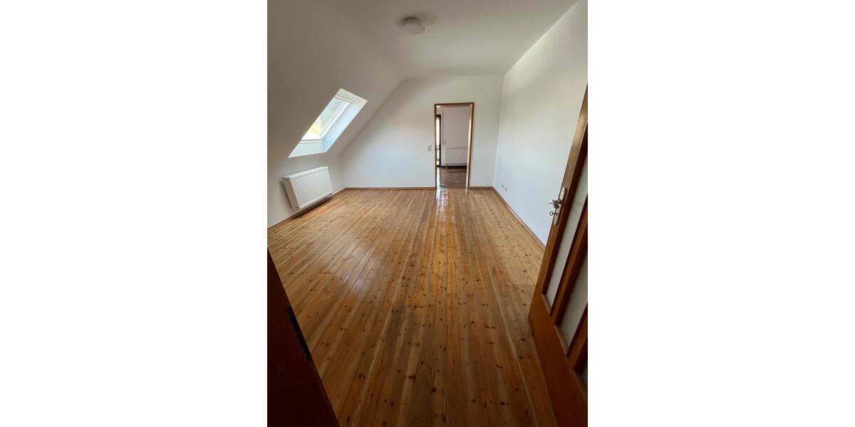 Etagenwohnung Bechhofen - 4.5 Zimmer, 85 m&sup2;, 700&euro; | Angebot:26425910