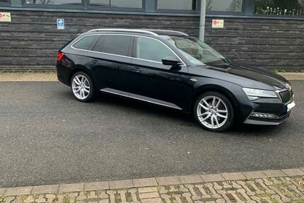 Skoda Superb 225.000 km 17.600 € Bottrop 46238
