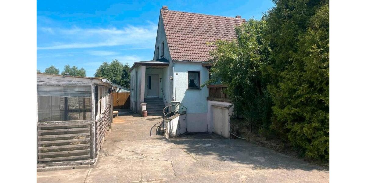 Einfamilienhaus Oschatz - 5 Zimmer, 120 m&sup2;, 75.000&euro; | Angebot:26691429