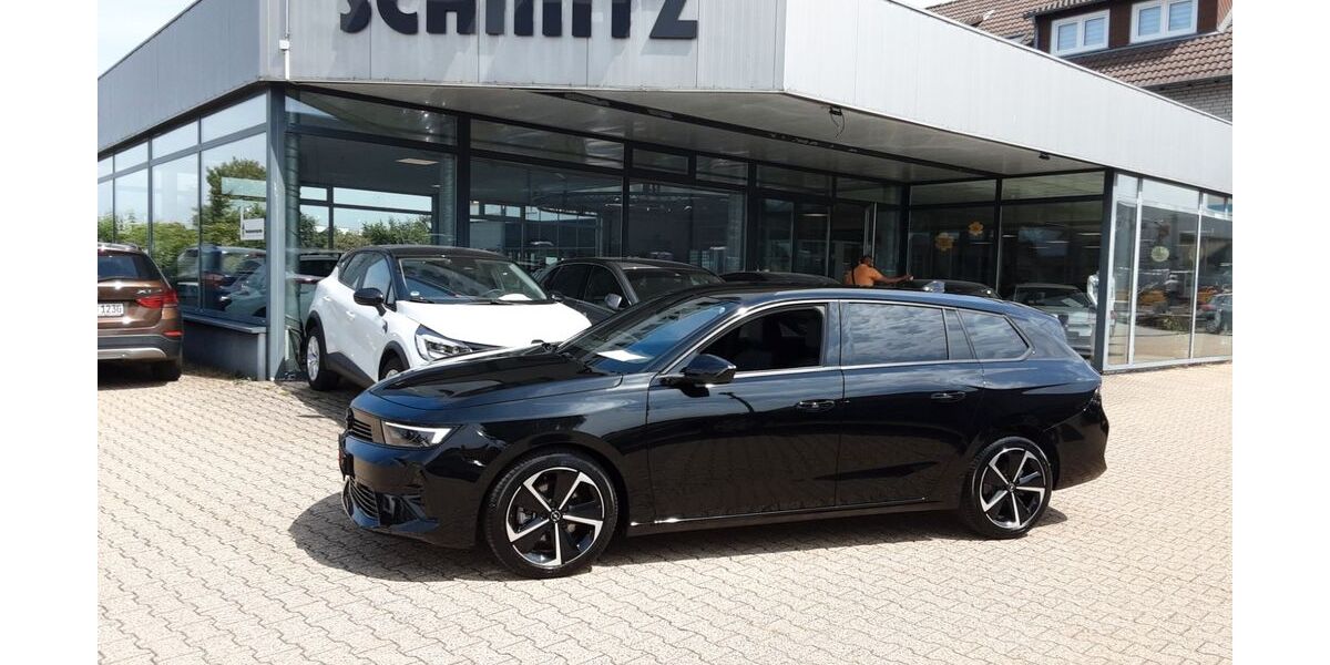 Opel Astra 26.100 km 22.490 &euro; Monschau (bei Aachen) 52156