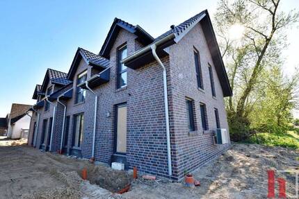 Haus Dinklage - 4 Zimmer, 117 m&sup2;, 1.295&euro; | Angebot:26683838