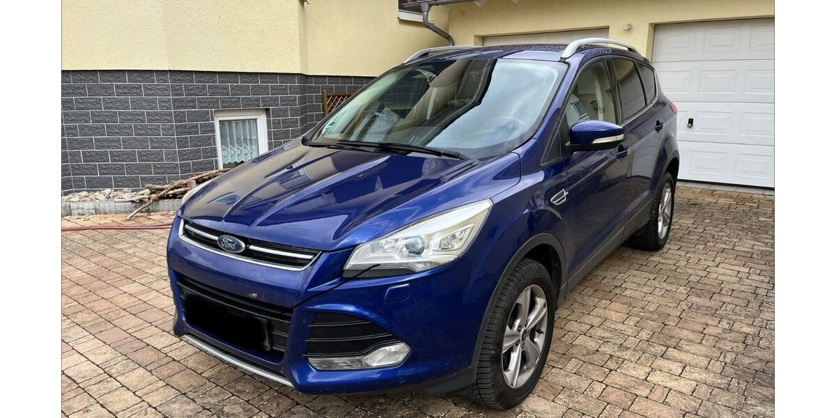 Ford Kuga 213.000 km 10.250 &euro; Lauterbach 36341