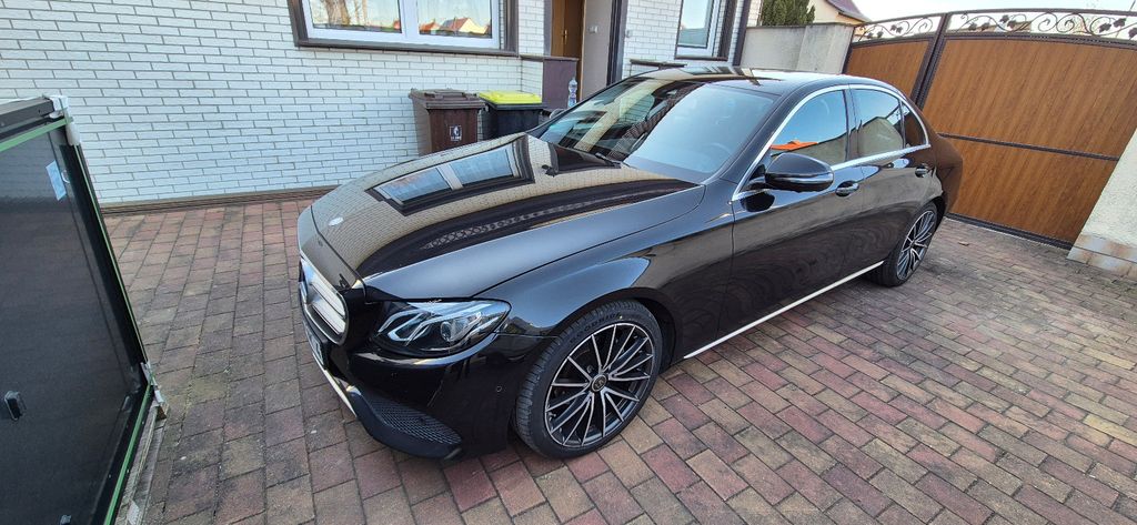 Mercedes-Benz E 220 242.000 km 19.900 &euro; Aschersleben 06449