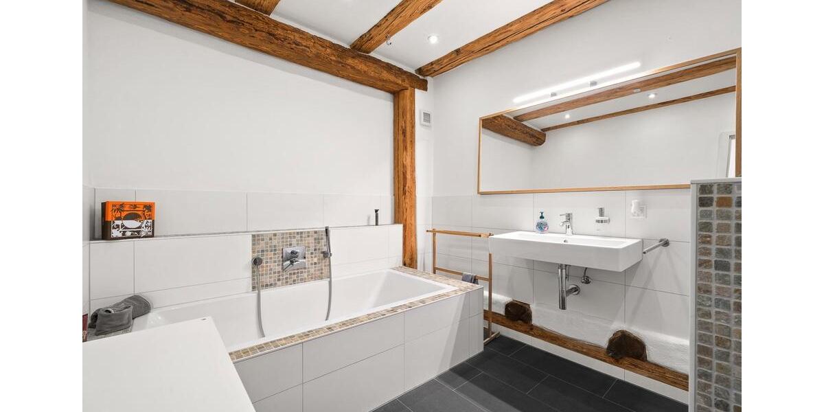 Maisonettenwohnung Engen - 4.5 Zimmer, 155 m&sup2;, 499.000&euro; | Angebot:26975116