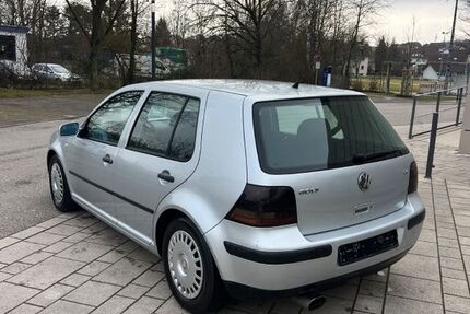 VW Golf 258.000 km 1.890 &euro; Massenbachhausen 74252