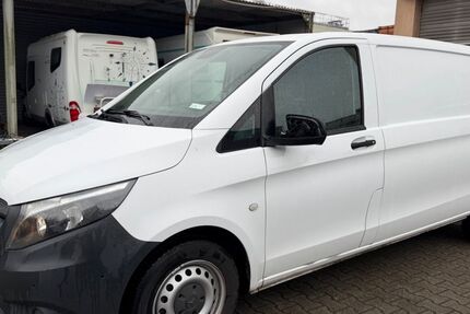 Mercedes-Benz Vito 199.500 km 9.490 &euro; Frankfurt am Main 65933