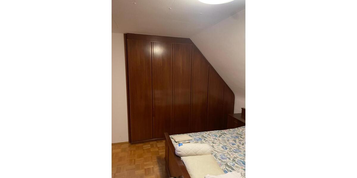 Einfamilienhaus Köln Rodenkirchen - 5 Zimmer, 130 m&sup2;, 2.000&euro; | Angebot:25993228