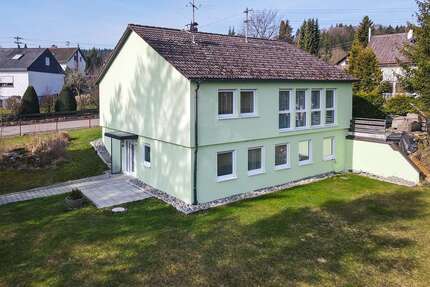 Haus Gammertingen-Bronnen Bronnen - 5.5 Zimmer, 153 m&sup2;, 389.000&euro; | Angebot:26665600