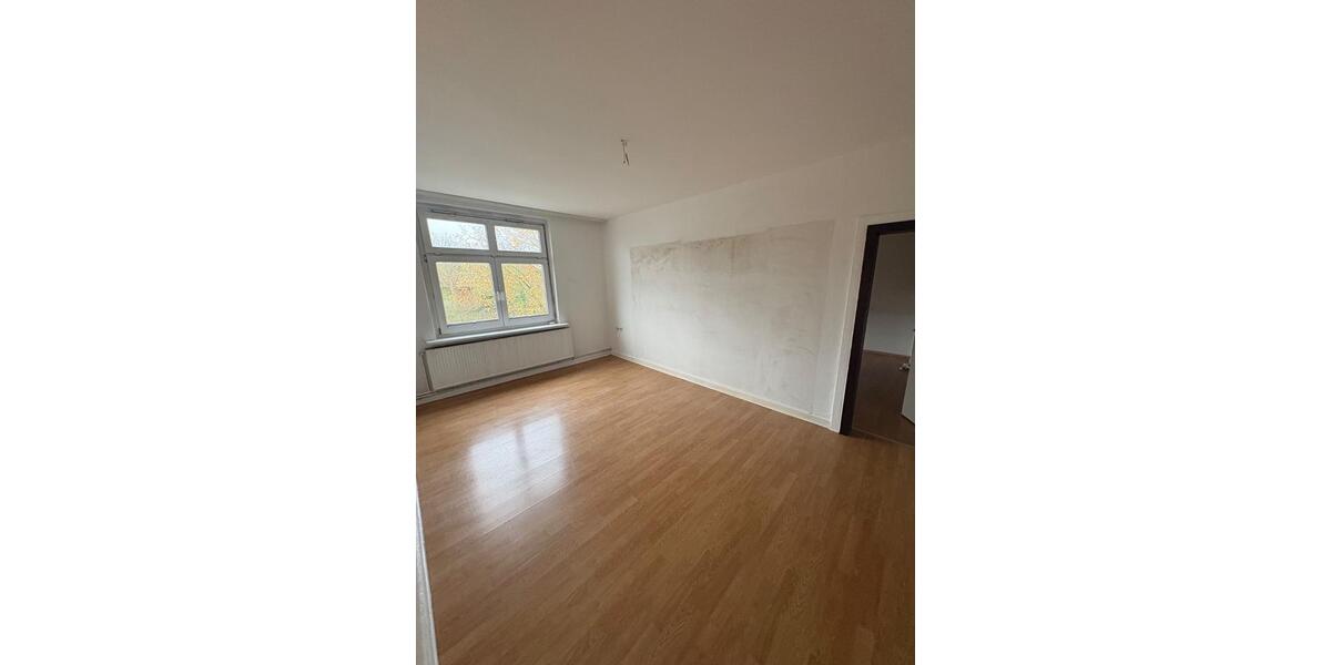 Dachgeschoßwohnung Petershagen - 2 Zimmer, 90 m&sup2;, 500&euro; | Angebot:26110137