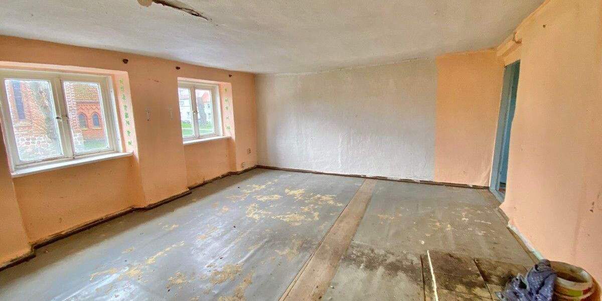 Mehrfamilienhaus, Wohnhaus Gnoien - 7 Zimmer, 109 m&sup2;, 19.900&euro; | Angebot:26128155
