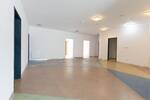 Gewerbeobjekt Heide - 8 Zimmer, 300 m&sup2;, 2.500&euro; | Angebot:26886401