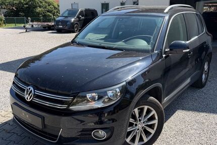 VW Tiguan 180.000 km 5.990 &euro; Bad Aibling 83043