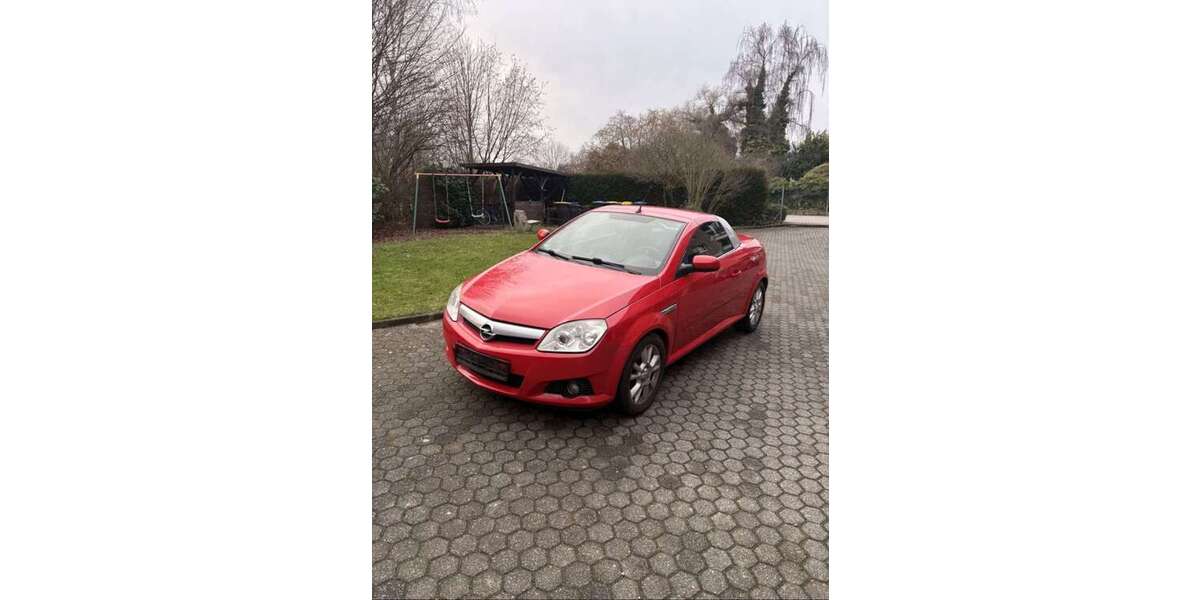Opel Tigra 223.000 km 1.999 &euro; heinsberg 52525