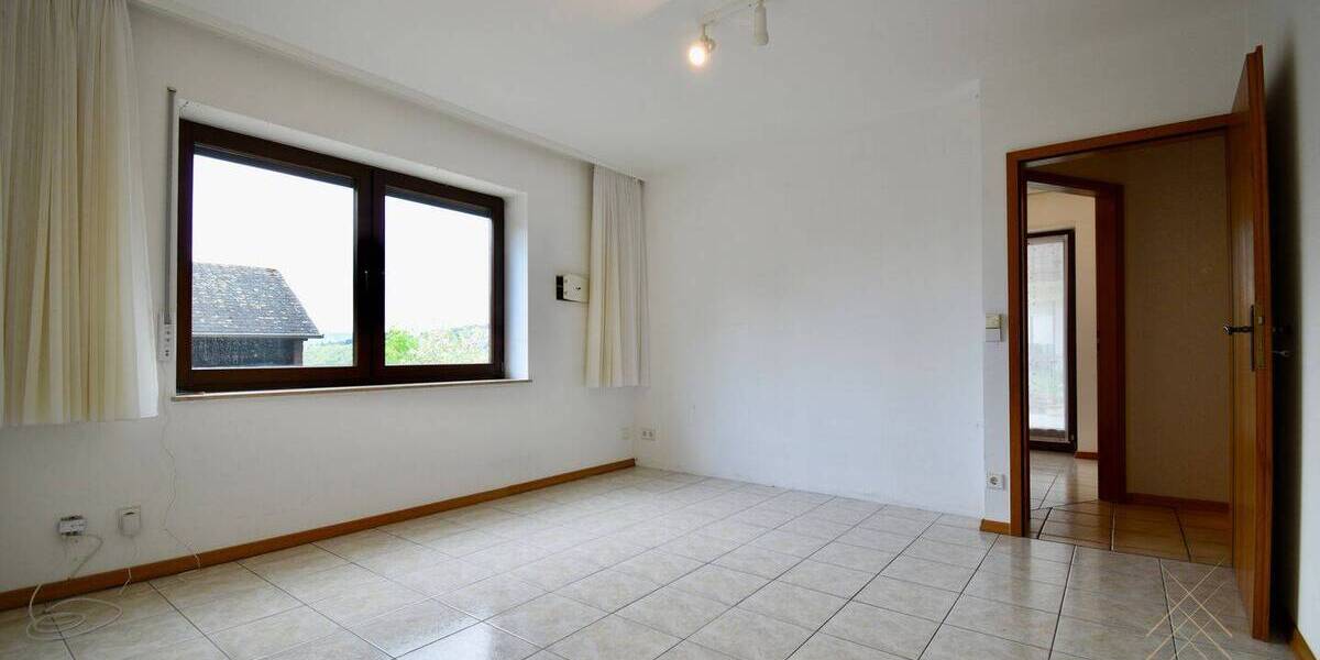 Etagenwohnung Idar-Oberstein Oberstein - 4 Zimmer, 110 m&sup2;, 179.000&euro; | Angebot:26391177