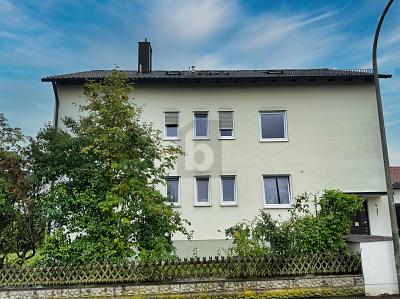 RUHIGE LAGE IN STADTNÄHE MIT VIEL POTENZIAL