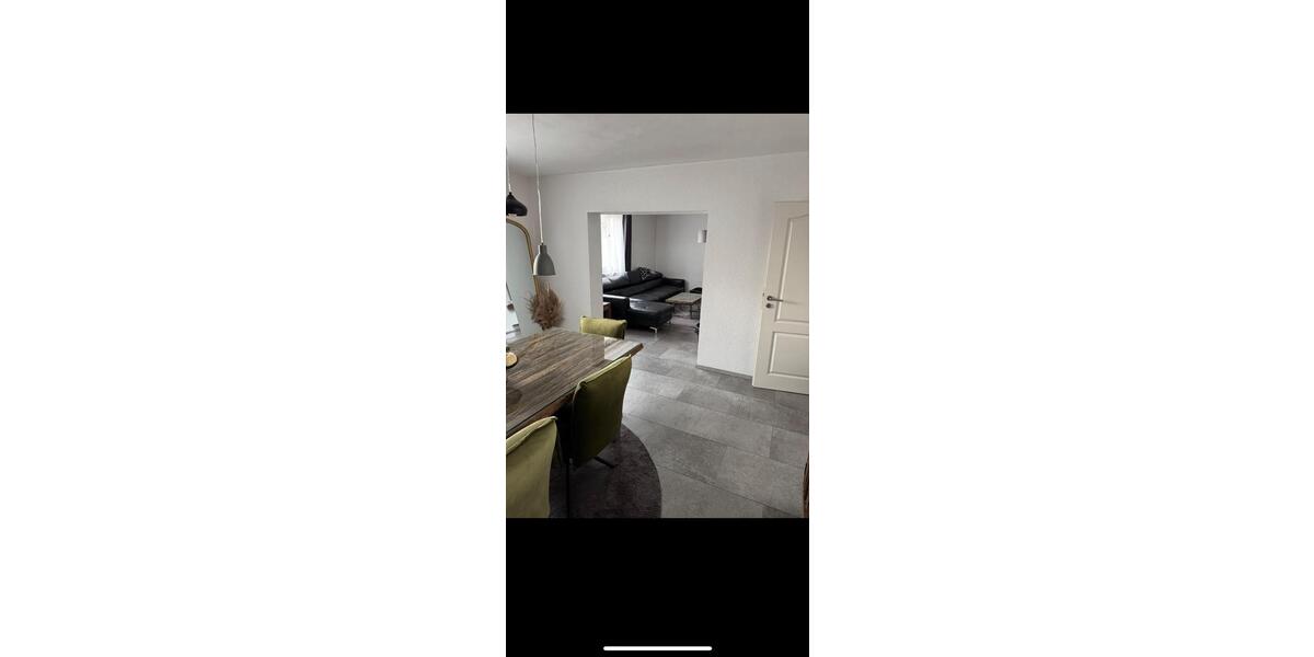Einfamilienhaus Felsberg - 10 Zimmer, 200 m&sup2;, 275.000&euro; | Angebot:27054027