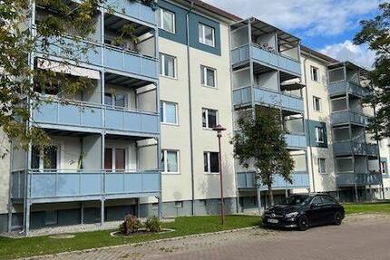 Wohnung Güstrow - 3 Zimmer, 61 m&sup2;, 74.000&euro; | Angebot:26293096