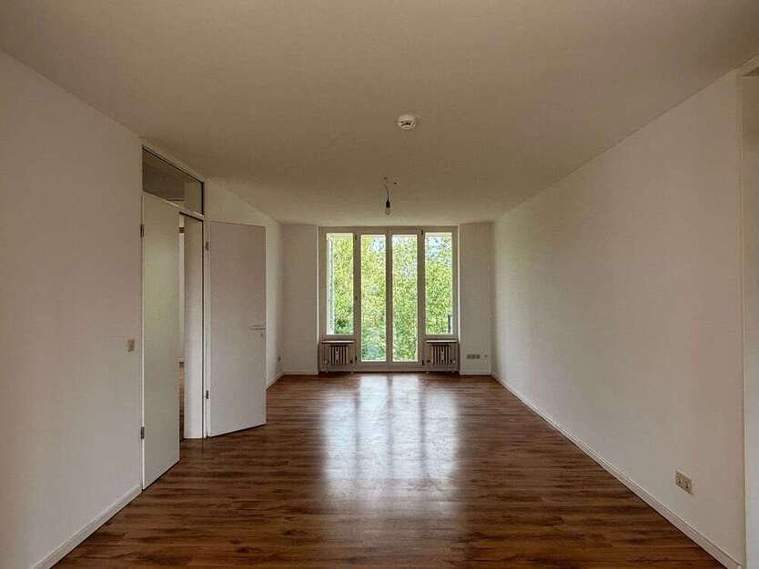 Wohnung zum Mieten in Berlin 1.069 € 75.25 m²