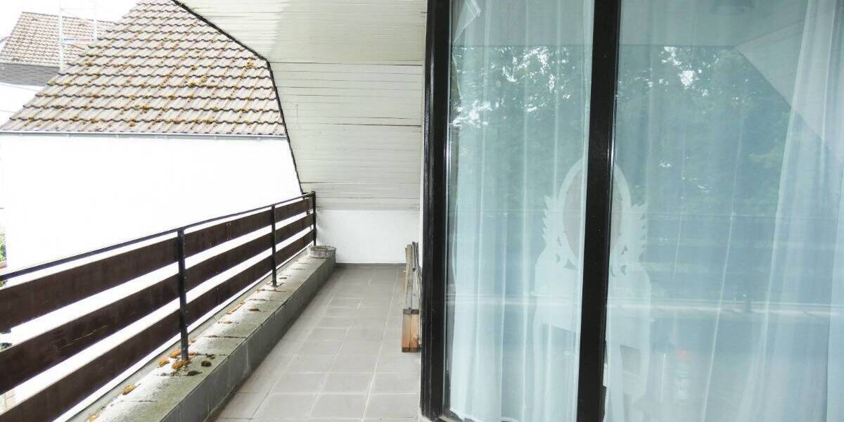 260qm Wohnfläche mit Garten, 3 Loggien, Kamin & Einbauküche - auch als Zweifamilienhaus nutzbar 7 zimmer