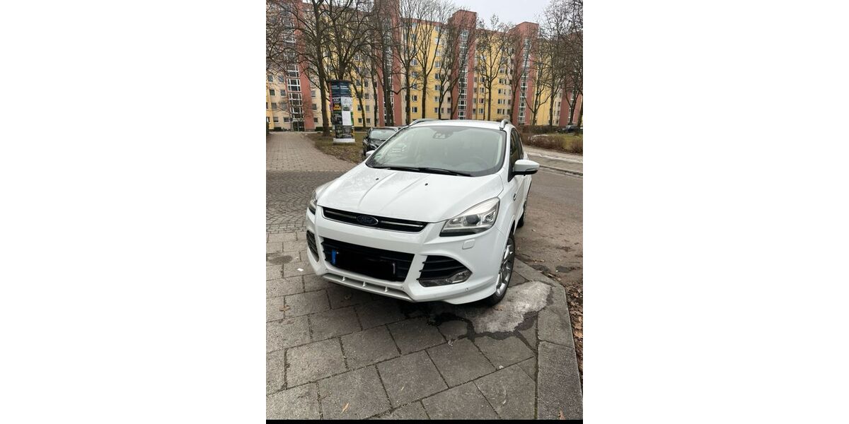 Ford Kuga 179.000 km 10.200 &euro; München 81739