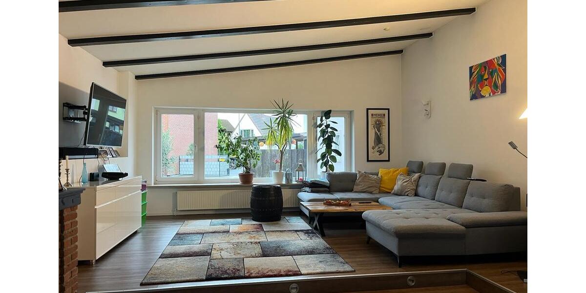 Einfamilienhaus Barmstedt - 11 Zimmer, 380 m&sup2;, 799.000&euro; | Angebot:26040232