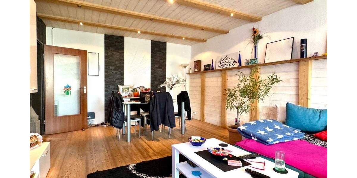 RUDNICK bietet BESTÄNDIGKEIT - 4-Zimmer-Wohnung mit zwei Balkonen 4 zimmer