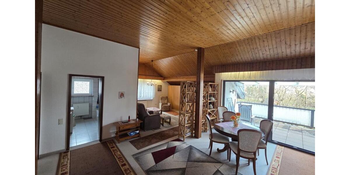 Dachgeschoßwohnung Bad Camberg - 2 Zimmer, 80 m&sup2;, 190.000&euro; | Angebot:27023144
