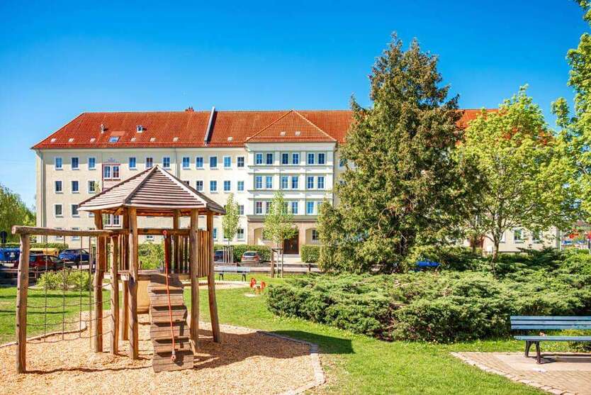 Wohnung zum Mieten in Zwickau 800 € 100 m²