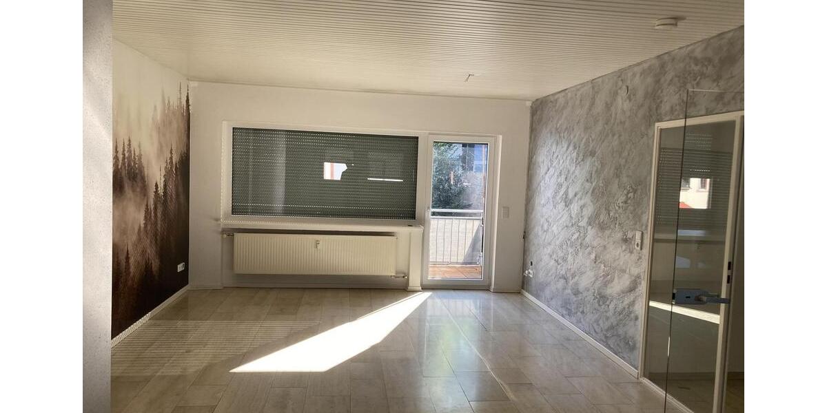 Dachgeschoßwohnung Kenn - 4 Zimmer, 109 m&sup2;, 1.050&euro; | Angebot:25355837