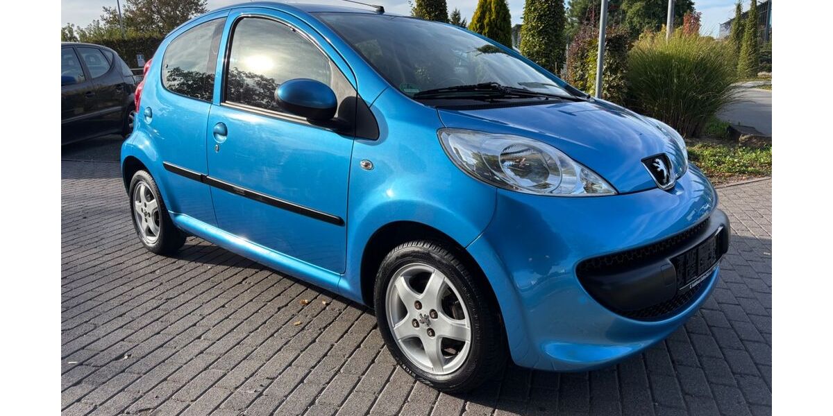 Peugeot 107 88.000 km 2.500 € Erfurt 99085
