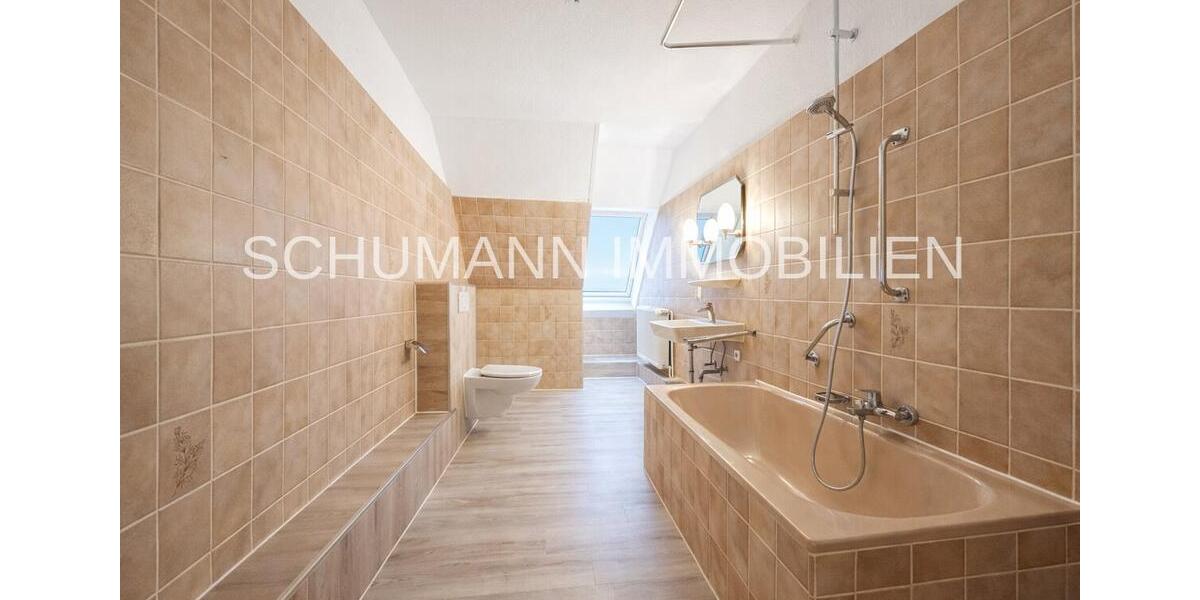 Dachgeschoßwohnung Sande - 2 Zimmer, 90 m&sup2;, 550&euro; | Angebot:26645688