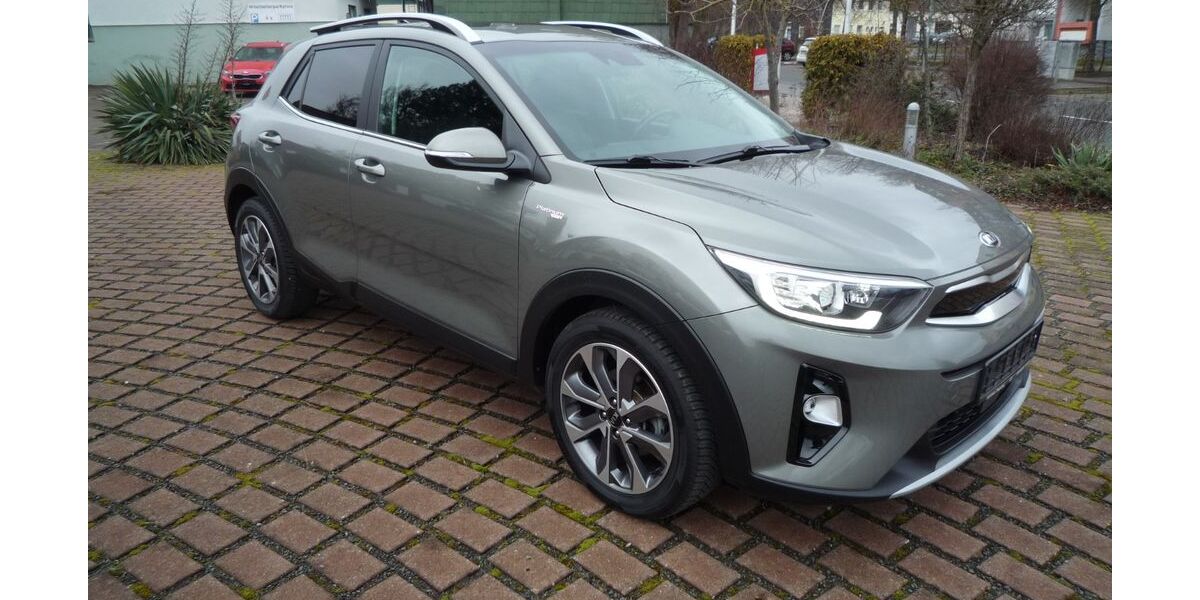 Kia Stonic 57.045 km 15.950 &euro; Nordhausen 99734