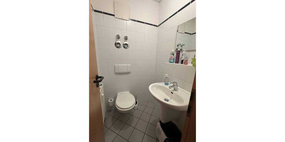 Gewerbeobjekt Eisenach - 3 Zimmer, 107 m&sup2;, 857&euro; | Angebot:26358742
