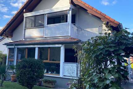 Haus zum Kaufen in Neuenburg am Rhein 672.000 € 182.9 m² 7 zimmer