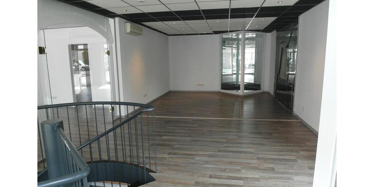 Gewerbeobjekt Meerbusch Necklenbroich - 3.000&euro; | Angebot:23663844