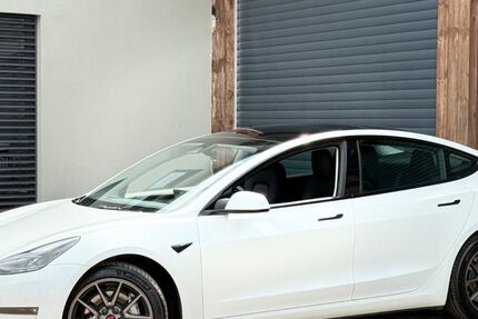 Tesla Model 3 79.800 km 29.999 &euro; Saarlouis-Lisdorf 66740