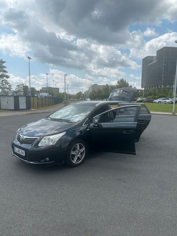 Avensis