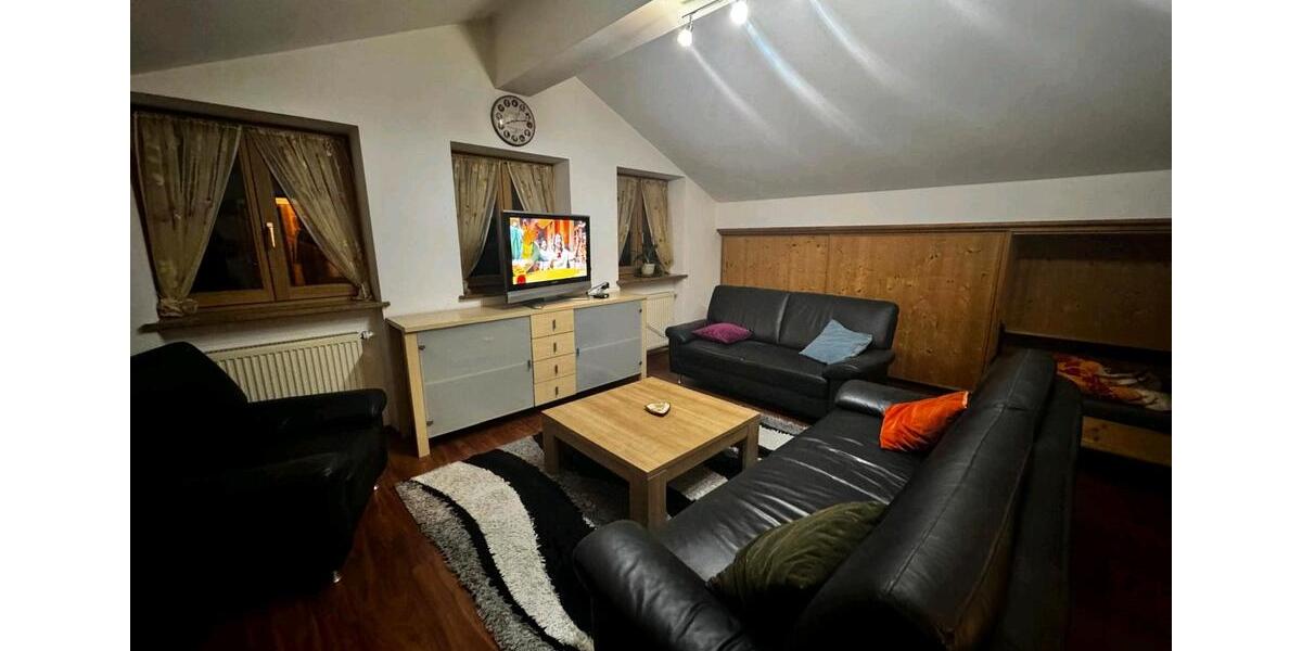 Dachgeschoßwohnung Gmund am Tegernsee - 1 Zimmer, 44 m&sup2;, 528&euro; | Angebot:25403408