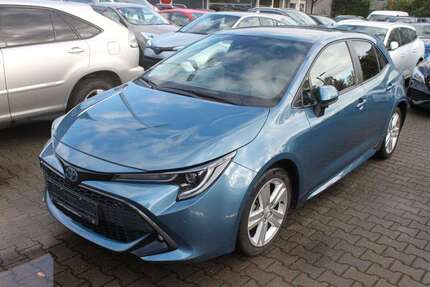 Toyota Corolla 33.450 km 22.900 &euro; Berlin 12057