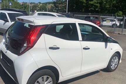 Toyota Aygo (X) 75.846 km 10.190 € Neunkirchen-Saar 66538