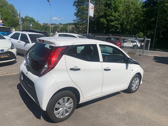 Toyota Aygo (X) 75.846 km 10.190 € Neunkirchen-Saar 66538