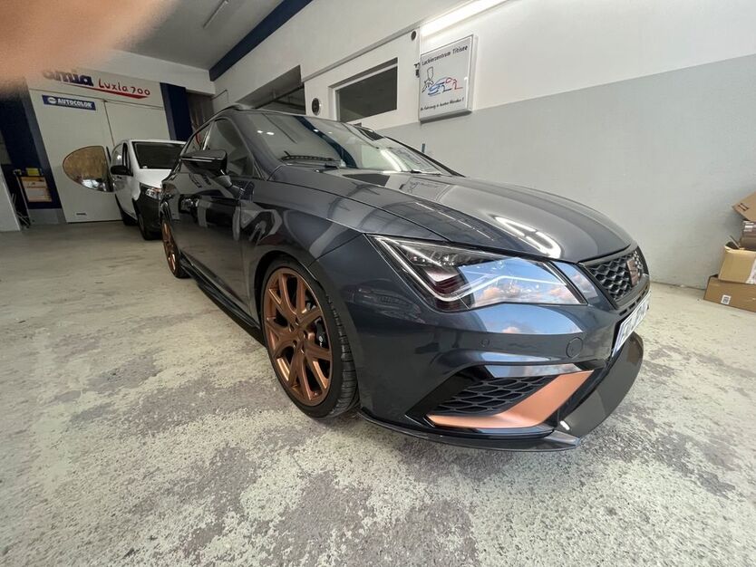 Seat Leon 77.239 km 27.500 € Titisee Neustadt 79822