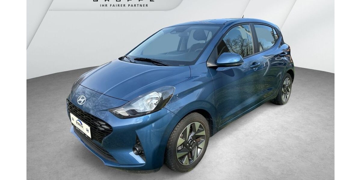 Hyundai i10 12.313 km 15.990 &euro; Bremen 28359