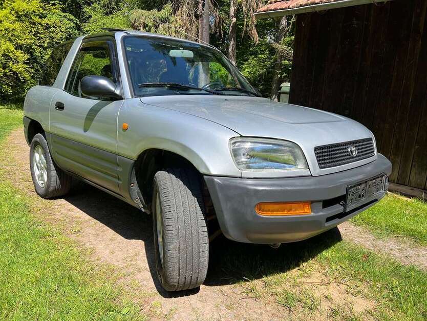 RAV 4