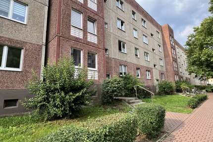 Wohnung Wolmirstedt - 2 Zimmer, 43 m&sup2;, 260&euro; | Angebot:26863400