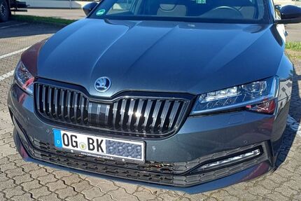 Skoda Superb 156.000 km 17.800 &euro; Achern 77855