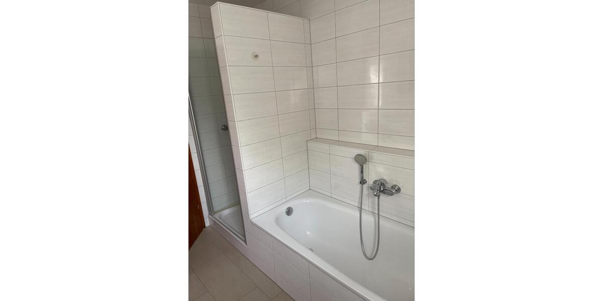 Einfamilienhaus Brackenheim - 6 Zimmer, 196 m&sup2;, 600.000&euro; | Angebot:26777191