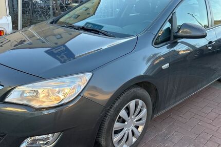 Opel Astra 179.000 km 3.150 &euro; zwickau 08064