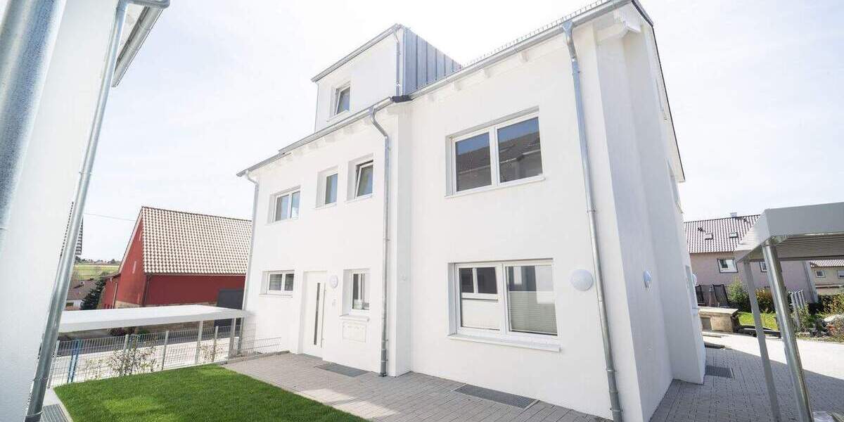 Etagenwohnung Abstatt - 4 Zimmer, 129 m&sup2;, 1.750&euro; | Angebot:24516970